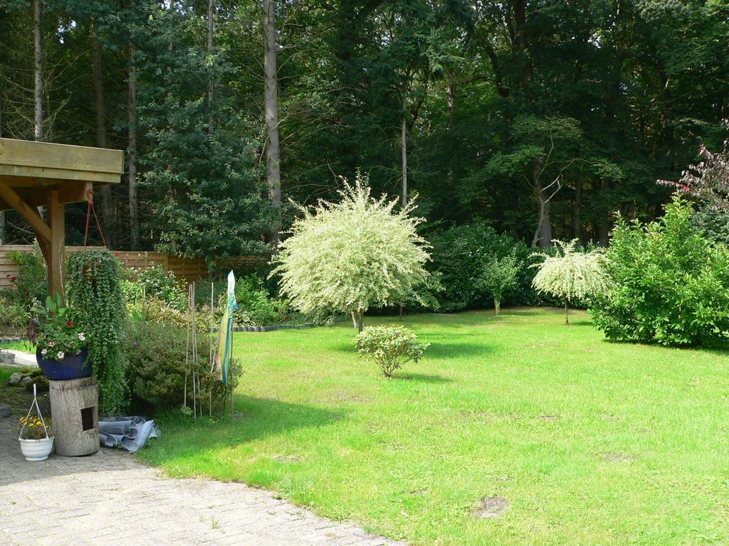 Ferienhaus Zum grünen Holz Zetel Exterior foto